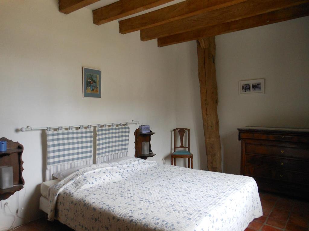Manoir De La Rousselliere Aparthotel Loches Cameră foto